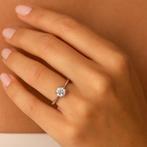 Ring - 14 karaat Witgoud - 0.90ct. tw. Diamant (Natuurlijk), Handtassen en Accessoires, Ringen, Nieuw
