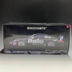 MINICHAMPS 1/18 - Modelauto - PORCHE 911 GT3 CUP VIP - Nr., Hobby en Vrije tijd, Nieuw
