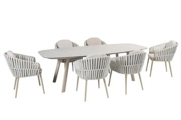 Taste by 4 Seasons Eva tuinset latte met Manolo tafel latte