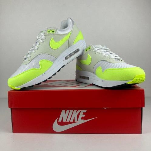 Nike - Air Max 1 White/Seagrass/Black/Volt - Sneakers -, Kleding | Heren, Schoenen