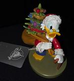 Beeldje - Disney Uncle Scrooge McDuck with Christmas Tree, Verzamelen, Disney, Nieuw