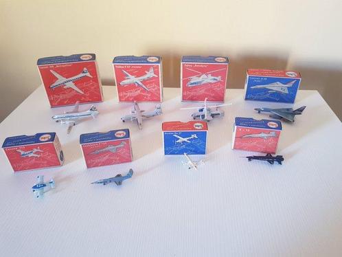 Siku 1:250 - 8 - Avion miniature - Dornier Do 27S/Cessna, Hobby & Loisirs créatifs, Voitures miniatures | 1:5 à 1:12