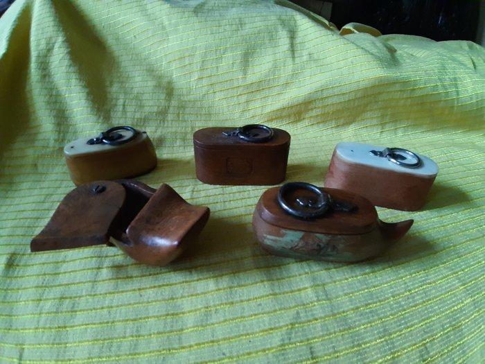 Tabaksdoos (23) - Hoorn - 23 oude kleine doosjes, Antiek en Kunst, Antiek | Overige Antiek