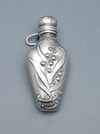 Bouteille de parfum - Art nouveau, métal argenté - Objet de