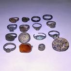 Middeleeuws Brons Ring - 16 ringnaven/de ringdelen  (Zonder
