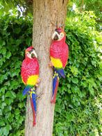 Beeldje - A pair of red parrots (2) - IJzer, Antiquités & Art