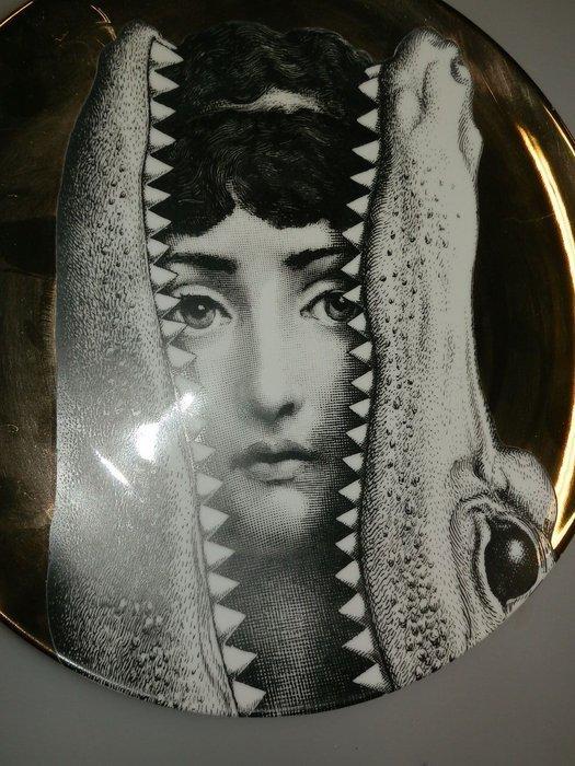 Fornasetti Milano decoro in oro - Schotel - Porselein - Tema, Antiek en Kunst, Antiek | Meubels | Stoelen en Sofa's