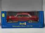 Revell 1:18 - Modelauto - 1958 Mercedes-Benz 220 SE Sedan