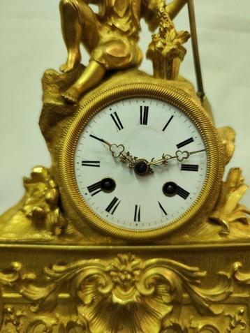 Pendule de cheminée - Bronze - 1800-1850