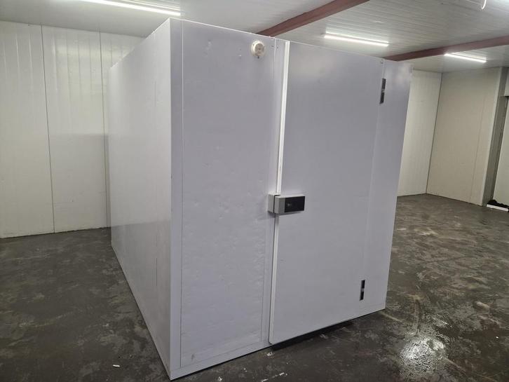 Koelcel 180 x 240 x 200 cm, Zakelijke goederen, Horeca | Keukenapparatuur, Gebruikt, Koelen en Vriezen