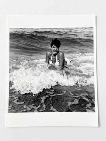 Bunny Yeager (1929-2014) - Pin-up Bettie Page in Key