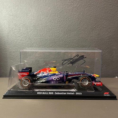 1:24 - Voiture miniature - Red Bull RB9 -  Sebastian Vettel, Verzamelen, Automerken, Motoren en Formule 1