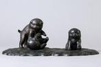 Playful Puppies – Dog Ornament - sculptuur Metaal - Japan