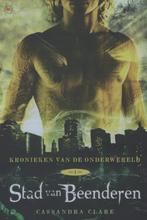 Stad van beenderen / Kronieken van de Onderwereld / 1, Boeken, Verzenden, Zo goed als nieuw, Cassandra Clare