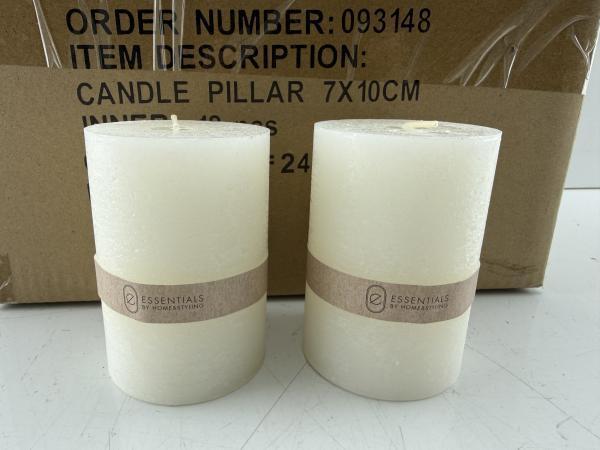 Veiling - 24x Essentials | Witte Kaarsen 7x10 cm, Huis en Inrichting, Woonaccessoires | Kandelaars en Kaarsen