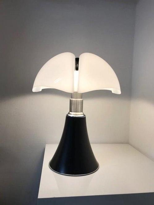 Martinelli Luce - Gae Aulenti - MINI PIPISTRELLO - Tafellamp, Antiek en Kunst, Antiek | Verlichting