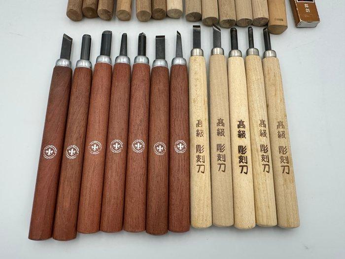 Snijwerk, Japanese carving knives, multiple items for sale, Antiek en Kunst, Antiek | Speelgoed