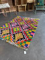 Vintage Moroccan Azilal Rug – Handwoven Berber Art - Berber, Huis en Inrichting, Stoffering | Tapijten en Vloerkleden, Nieuw