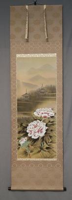 Tempel en pioenen - Met handtekening Seizan  - Zijde -