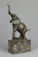 Milo (1910-1978) - sculptuur, Elephant - 3,5 kg - 30 cm -, Antiek en Kunst