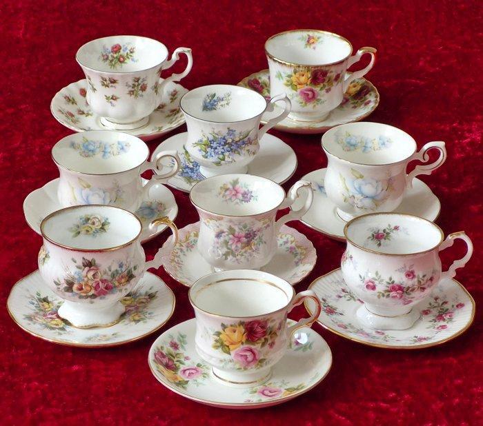 Voor 9 personen - Koffie- en theeservies (18) - Porselein -, Antiek en Kunst, Antiek | Meubels | Tafels