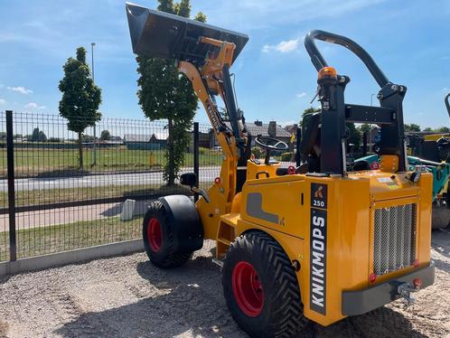 Te Koop Knikmops KM250, Zakelijke goederen, Machines en Bouw | Kranen en Graafmachines, Wiellader of Shovel