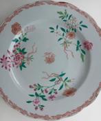 Plat - Porcelaine - Dynastie Cheng Lung - XVIIIe siècle