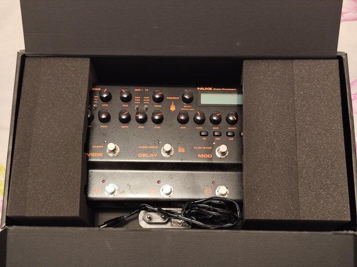 NUX Trident - Multi-effect pedaal, Muziek en Instrumenten, Snaarinstrumenten | Gitaren | Akoestisch
