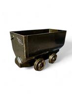 sculptuur, Coal miners wagon - 9.5 cm - Brons - 1960