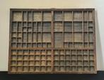 Rek - letterbak in hout - printers letter tray, Antiek en Kunst