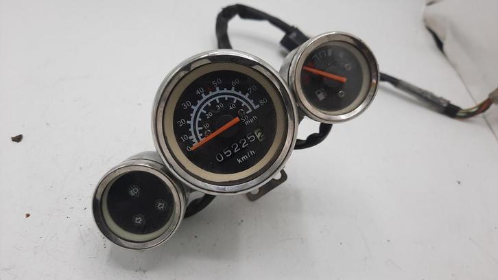 China Retro model / Teller Km 5.225, Fietsen en Brommers, Brommeronderdelen | Scooters, Overige typen, Overige merken, Ophalen of Verzenden