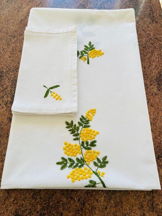 borduurwerk, mimosa - Tafelkleed (7) - 220 cm - 143 cm - De, Antiek en Kunst, Antiek | Tapijten, Tafelkleden en Textiel