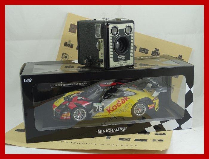 Kodak Porsche 911 GT3R zeer groot model race auto en een, TV, Hi-fi & Vidéo, Appareils photo analogiques