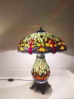 Lamp - Tiffany stijl - XL - 65 cm - Libellen - Glas, Antiek en Kunst, Curiosa en Brocante