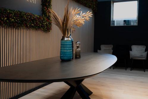 Tafel Organisch eikenhout  Matrix XL  270x120, Huis en Inrichting, Tafels | Eettafels
