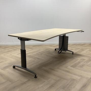 Tweedehands Schärf slingerbureau 200x100/90 cm, licht beuken, Bureau