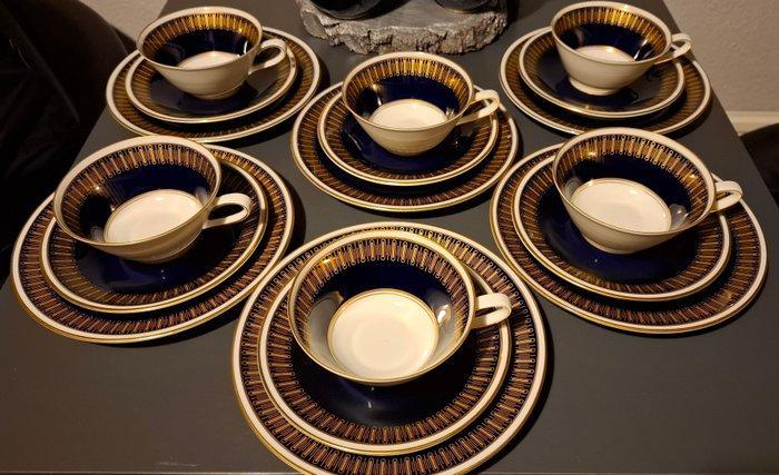 Weimarer Porzellanmanufaktur - Friedrich Johann Böttger -, Antiek en Kunst, Antiek | Meubels | Tafels