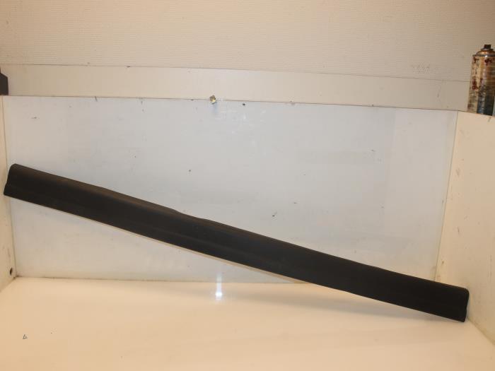 Dorpel links Mazda RX-8 O104676, Auto-onderdelen, Carrosserie