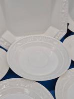 Eetservies - Königliche Porzellan-Manufaktur Berlin (KPM) –, Antiek en Kunst, Antiek | Meubels | Tafels