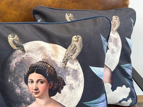 Notte Lunare – Set van Kussenslopen met Klassieke Muze en, Antiek en Kunst, Antiek | Tapijten, Tafelkleden en Textiel