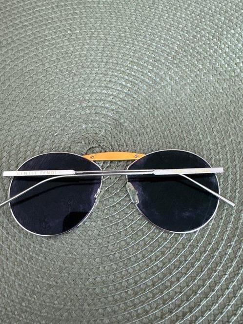 Fendi - Lunettes de soleil, Handtassen en Accessoires, Zonnebrillen en Brillen | Dames