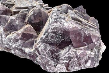 fluorite cubique lilas rose de Chine - Couleur rare -
