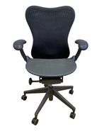 Refurbished Herman Miller Mirra 2 Bureaustoel, Butterfly rug, Verzenden, Zwart, Zo goed als nieuw, Bureaustoel