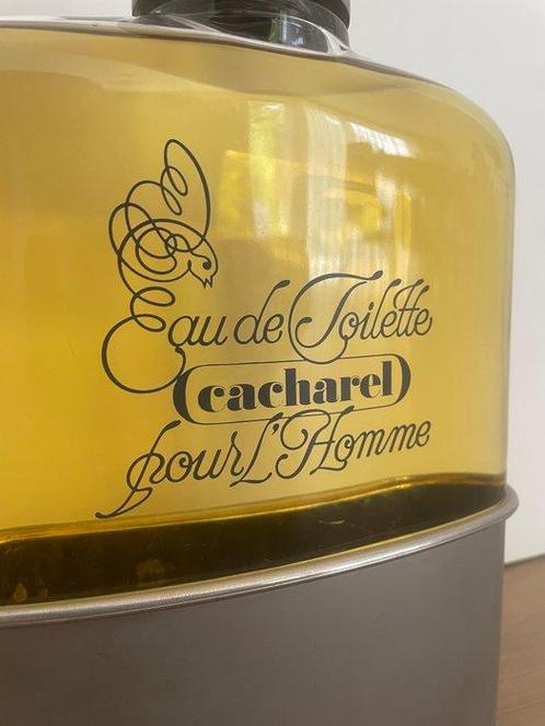 Cacharel - Cacharel - Bouteille de parfum - pour l’homme -, Antiek en Kunst, Antiek | Wandborden en Tegels