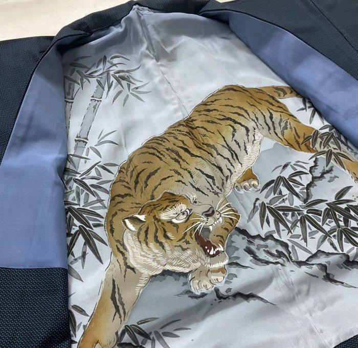 Uitzonderlijke heren Nagahaori (kimono-jas) - Oshima Tsumugi, Antiek en Kunst, Antiek | Overige Antiek