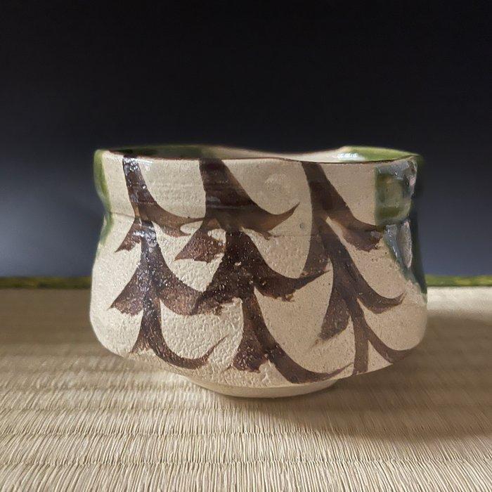 Oribe Ware - Sho Kiln / Sho Kato - Chawan - Theekop / Houten, Antiquités & Art, Antiquités | Autres Antiquités