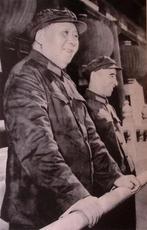 Mao’s China – Iconische propagandaportretten in zwart-wi, Collections, Verzenden, Foto of Poster