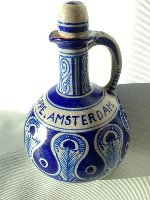 Plateelbakkerij Zuid-Holland Gouda - Aiguière - P. Hoppe, Antiek en Kunst, Antiek | Glaswerk en Kristal