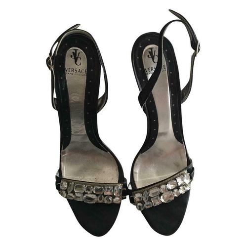 Zwart Versace Pumps 38, Vêtements | Femmes, Chaussures, Envoi