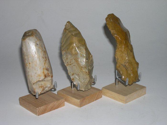 Neolithisch silex Bijl - 14 cm (Zonder Minimumprijs), Antiek en Kunst, Antiek | Overige Antiek